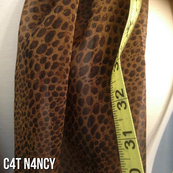 VINTAGE - Leopard Print Sheer Fancy Neck Scarf! - Picture 4 of 4